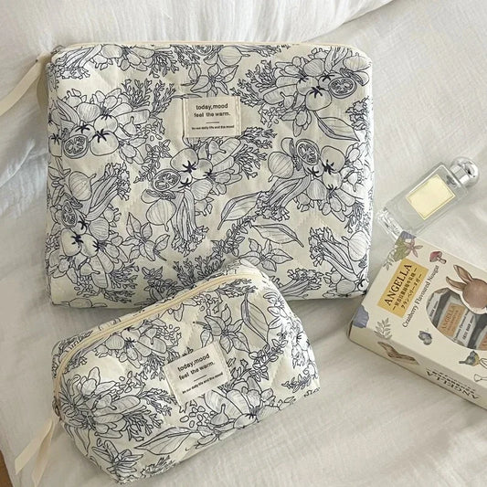 Vintage Floral Cotton Pillow-Shape Makeup Bag – Soft Portable Organizer