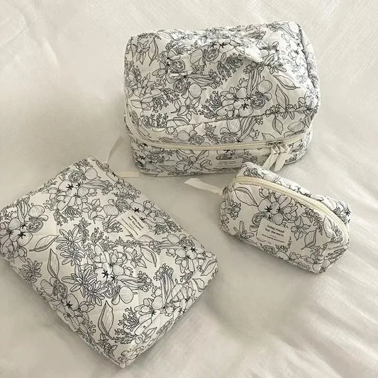 Floral Cotton Pillow‑Shape Cosmetic Bag – Portable Zipper Organizer for Daily Essentials