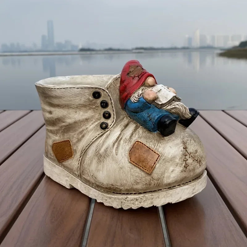 Creative Distressed Boot‑Shape Resin Flower Pot – Rustic Sneaker Planter for Garden & Home Décor - Nanna's Unique Findings